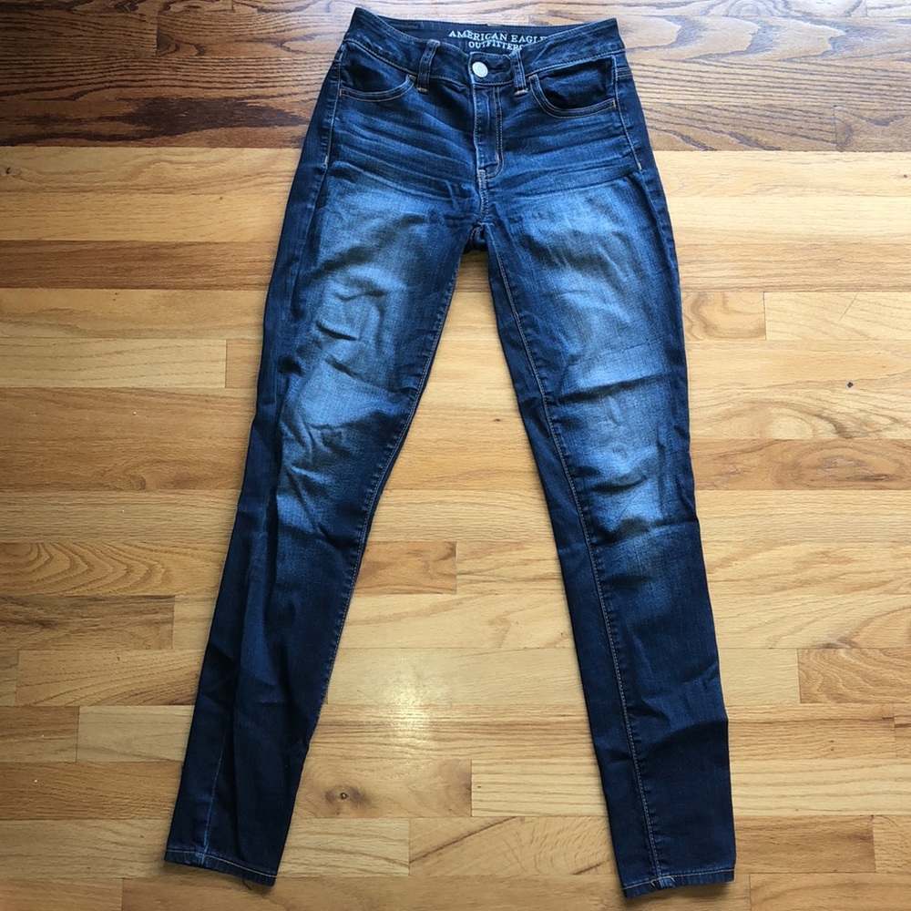 American eagle dark wash skinny jeans
